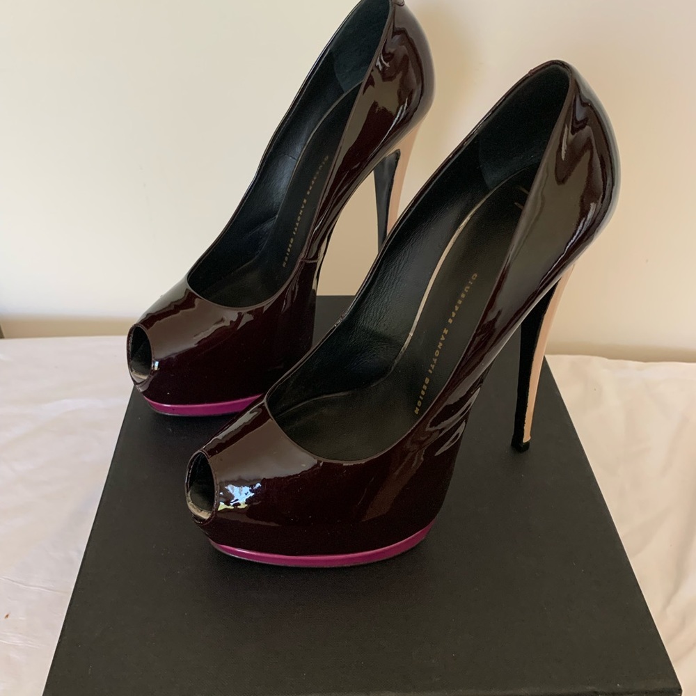 GIUSEPPE ZANOTTI SHARON 105 PL. SAND VERNICE BORDEAUX